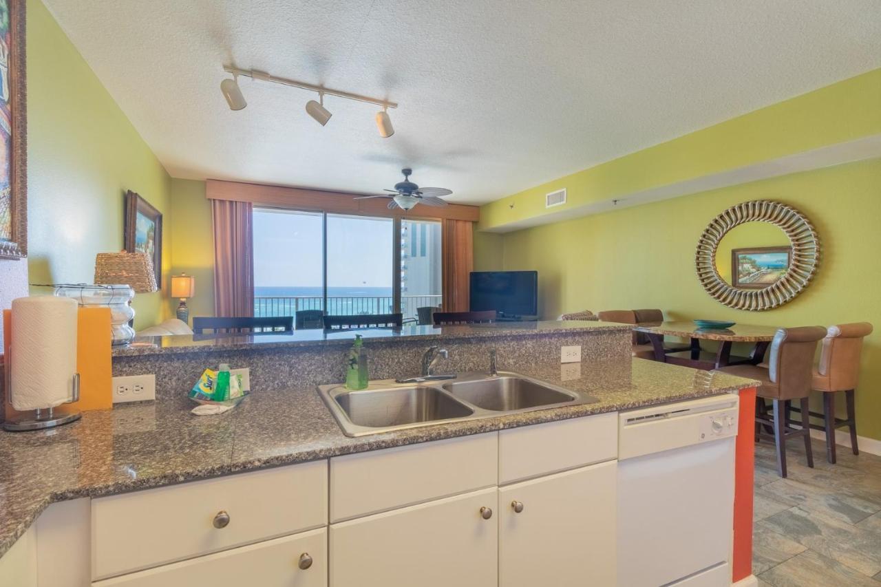 Apartment Shores Of Panama 621-sleeps 8, Free Fun! Reserved Parking Space!